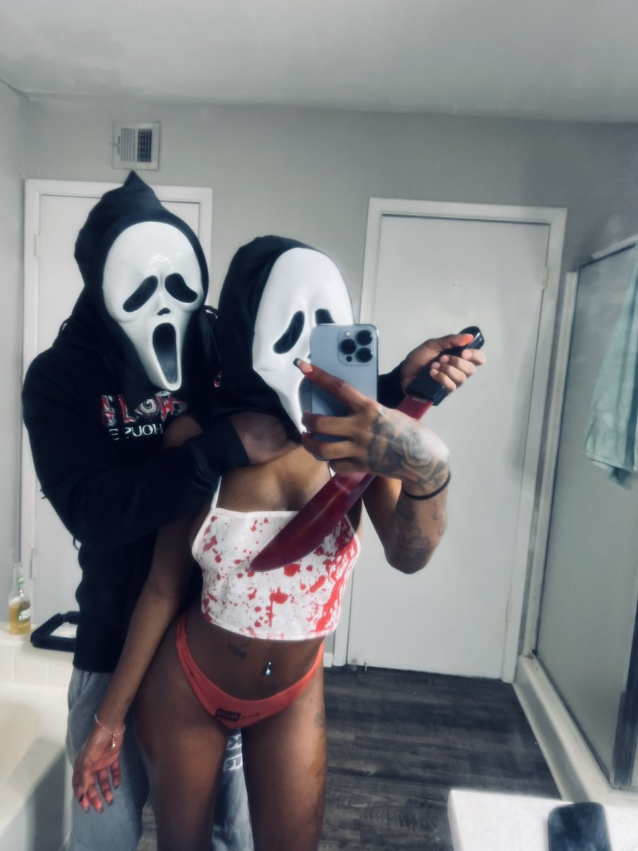 Screamm's tweet photo. us? https://t.co/ThaiWnTHEu