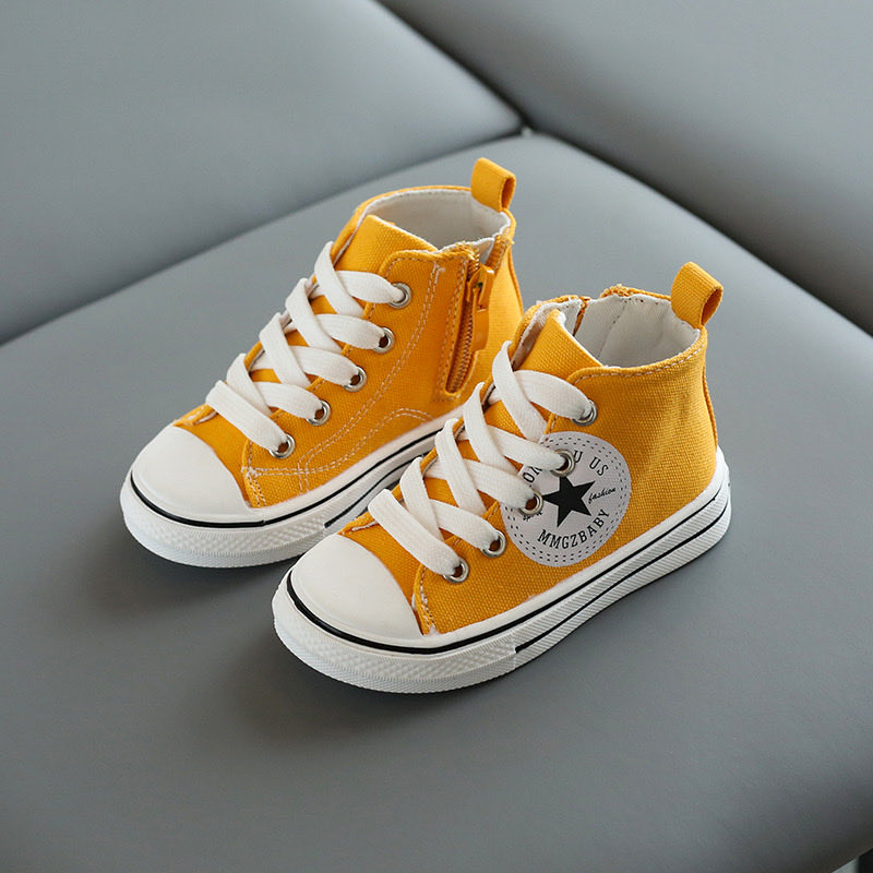 wintrackinc's tweet photo. Imported Kid's Footwear for Sale
In Stock,@ India | Immediate Dispatch
Contact us on WA: 📲+91 8428292829
#wintrackinc #wintracksale #kidsshoes #kidsfootwear #readystock #kidsshoe https://t.co/4vPuGan6aF