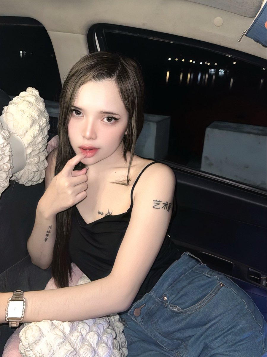jb_saco's tweet photo. I used to worship you, but now that I’ve seen the real you, what a downgrade.

I don’t want something anyone can easily have. Simple. I do not want you.

#aboutlastnight https://t.co/8YP3rZFwrl