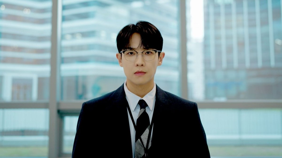 PrainTPC's tweet image. [이준]

센스만점 맛 조합을 찾아줄 
이준 팀장님의 등장이라...✨

오늘 밤 8시, E채널 &amp;lt;세트포유&amp;gt; 본방 사수 ❗️

#이준 #LeeJoon 
#E채널 #세트포유 #세트for유