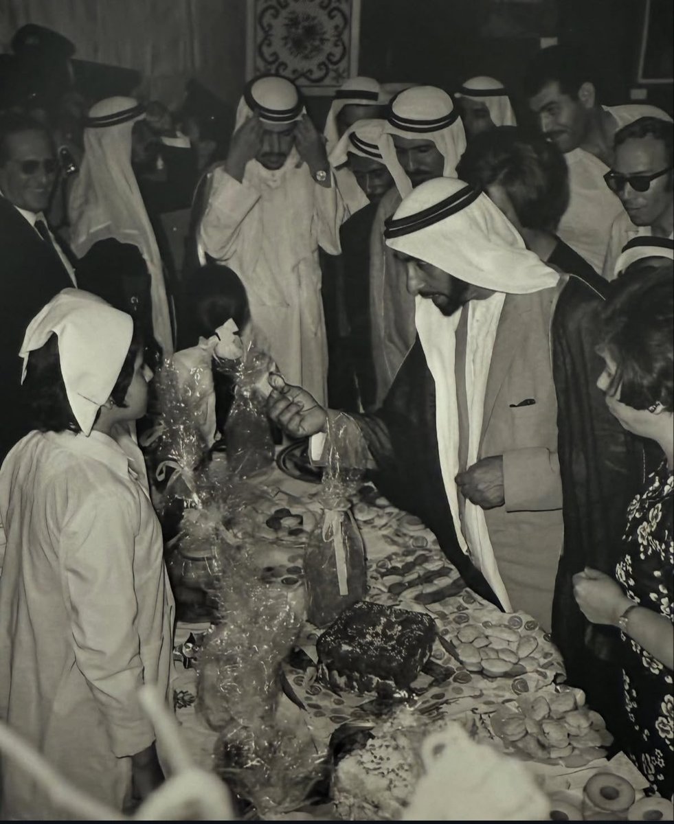 اللهمّ إنه أكرَمنَا فالدّنيا ، فأكرمهُ في جِوارِك..

#زايد_بن_سلطان_آل_نهيان