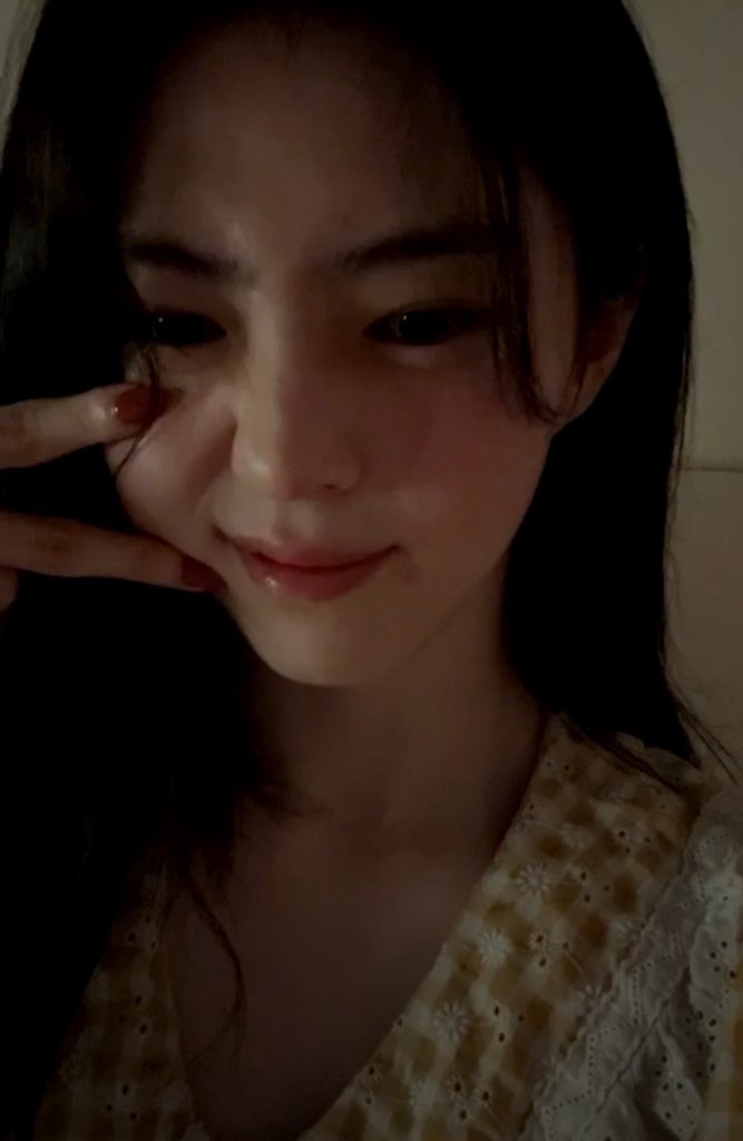 sohee_sosamo's tweet photo. 이소희 커여움.... https://t.co/5FUlDWPvmv