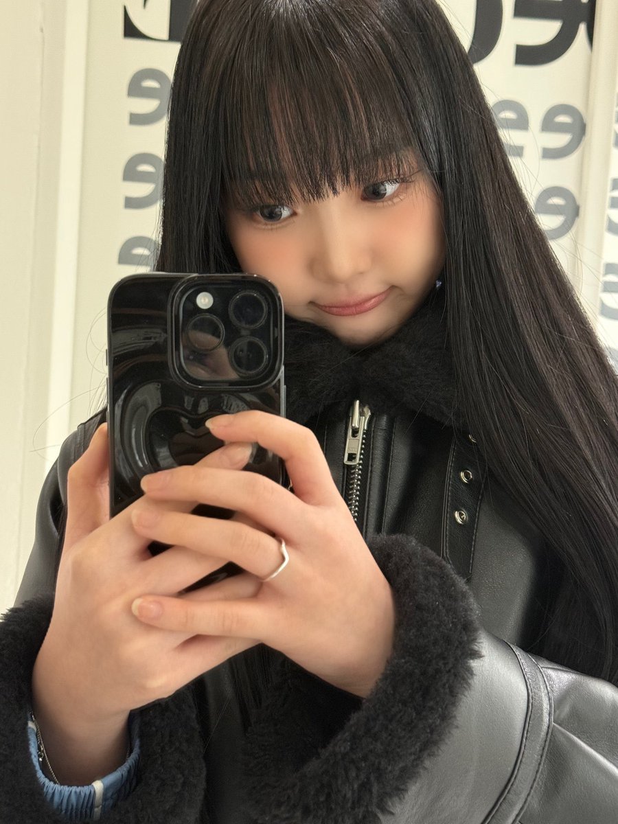 너무뽀둥-해서참을수가없어....🧎🏻‍♀️‍➡️