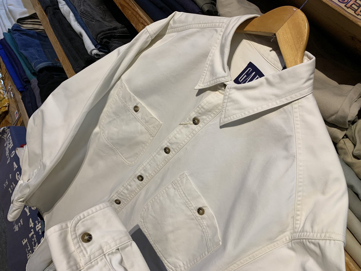 outsidekawasaki's tweet photo. USED GAP
Heavy White
Long Sleeve Shirts
-Cotton-
Size L
XLぐらい
Price ¥5940 Taxin
#アウトサイド川崎 #outsidekawasaki #川崎 #古着 #川崎古着 #神奈川古着 #川崎古着マップ #川崎アメカジ #神奈川古着屋 #川崎古着屋 #gap #oldgap #ギャップ #オールドギャップ #ネルシャツ #アメカジ https://t.co/Gejregt53W