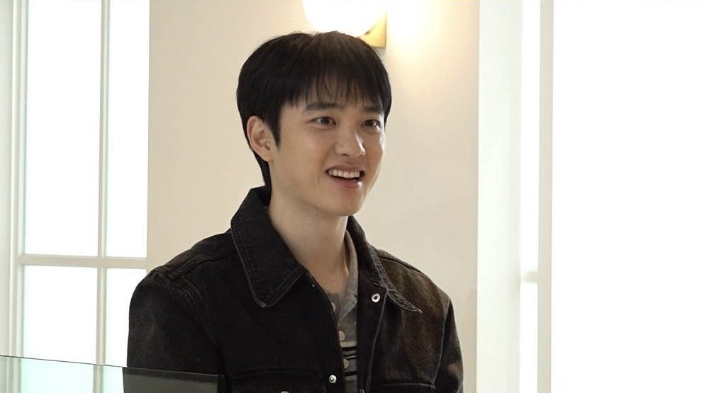 dohsources's tweet photo. DOH KYUNGSOO and Ji Changwook on SBS’s variety show ‘My Grumpy Secretary’. Airing on October 31 at 11PM KST.

#도경수 #DOHKYUNGSOO https://t.co/qB4zP9tiUG