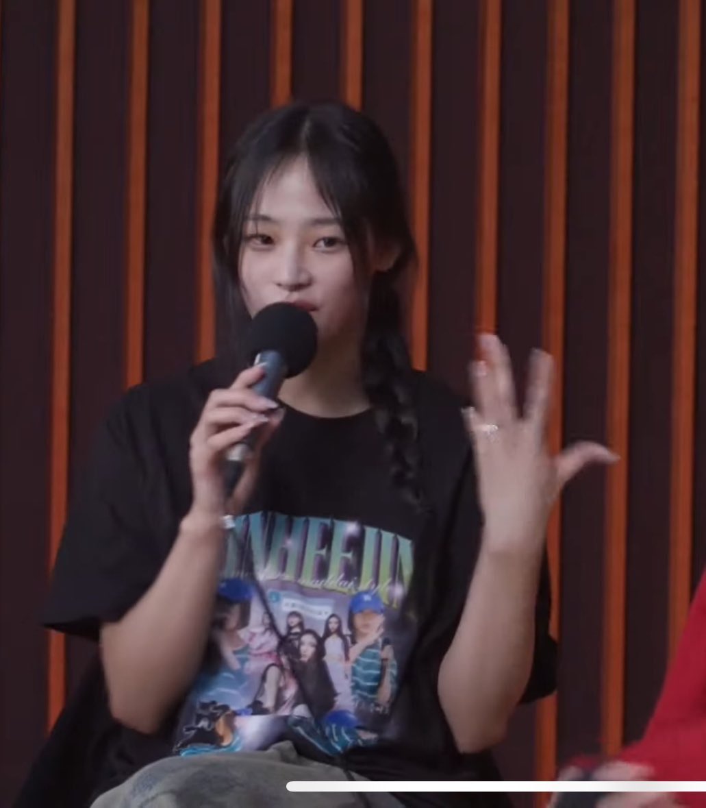 Trash Kpop Fits tweet media