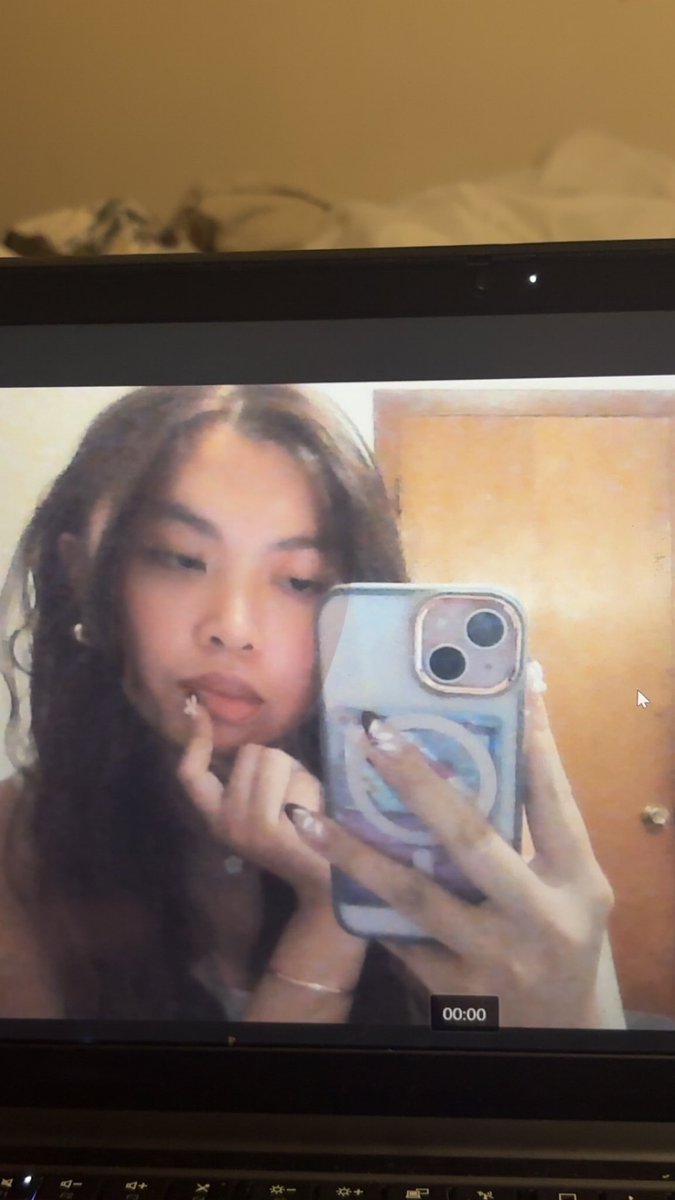 banhxeo_'s tweet photo. just had like a ten game lose streak wassup https://t.co/BkXYbAddZs