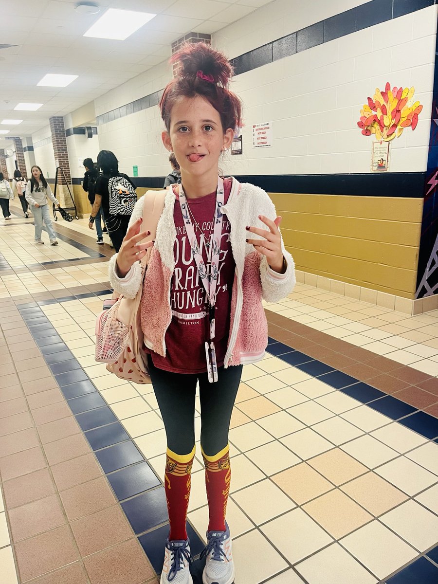 BerryMiller_JH's tweet photo. #CrazyHair & #CrazySocks Day had us doing double takes all day.👀 A lot of fun for students & staff alike. #RedRibbonWeek is showing how important it is to be drug free!
❤️💙🐾❌ #InALeagueOfOurOwn 😎 #BuildPearlandProud https://t.co/pOboYhiJVg