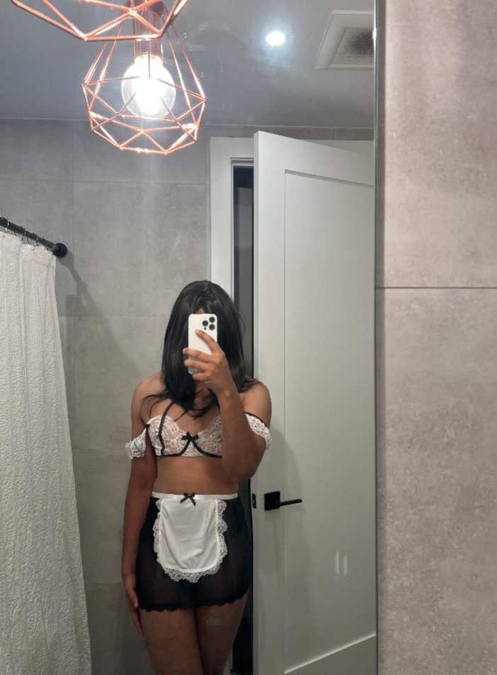 tbfitfm's tweet photo. Anyone like maid outfits hehe 💁‍♀️

#nsfwtwt #nsfw #sissy #femboy #femboithighs #femboyfashion https://t.co/pIyNdWMyLk