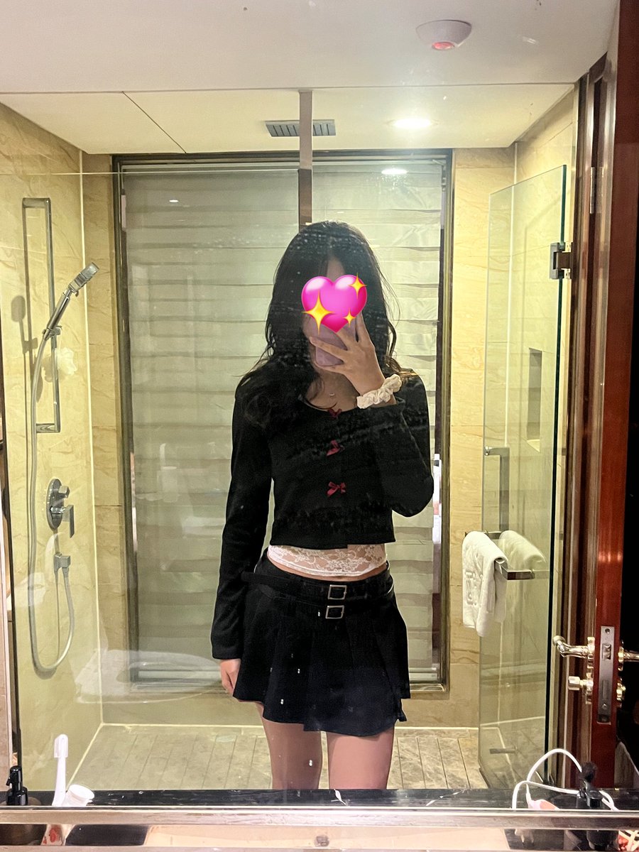 小熊维尼尼尼. tweet media
