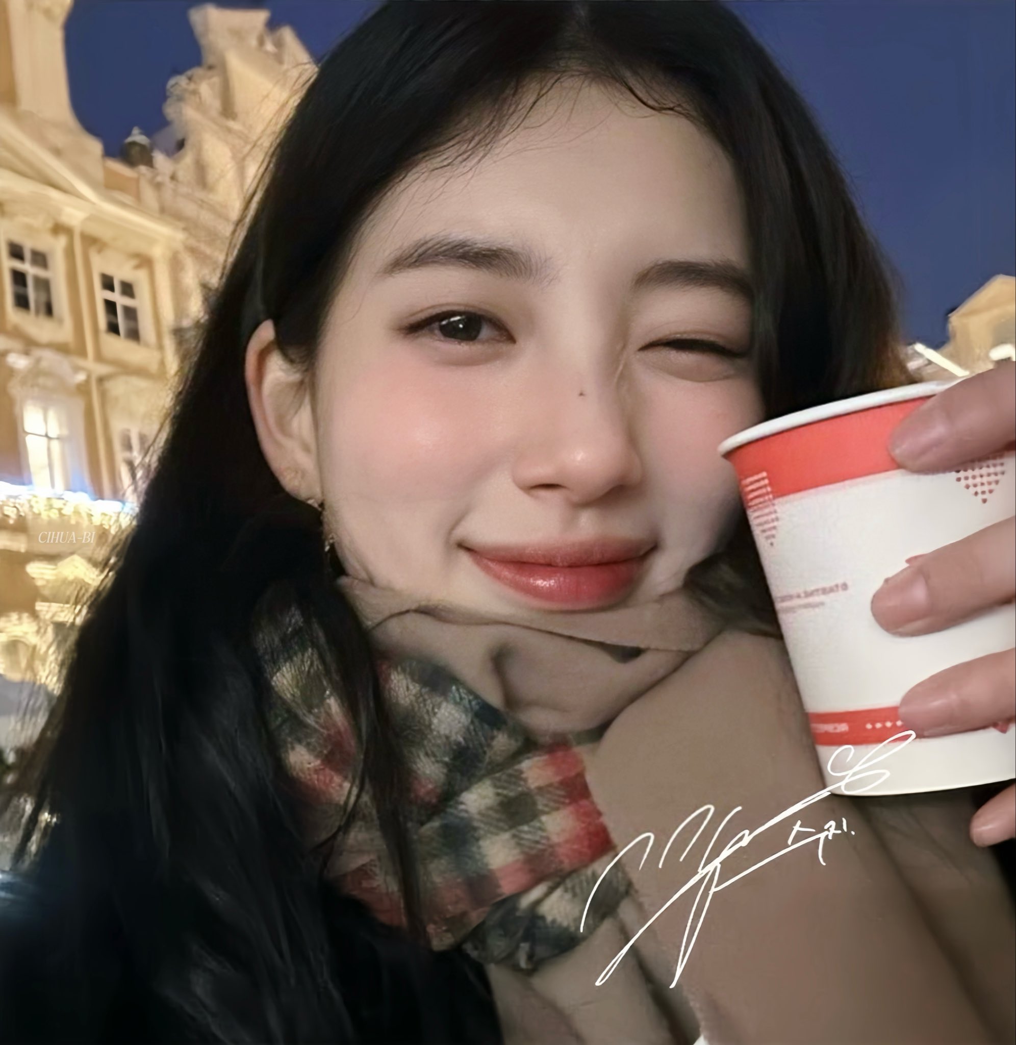 [잡담] 수지) 어제 뜬 셀카 넘 이뻐서 바로 저장했다ㅋㅋㅋㅋ | 인스티즈