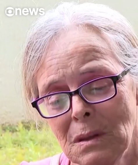 De partir o coração as palavras da Débora Velloso, mãe do policial civil Rodrigo Velloso, morto na mega carnificina de ontem. Ela não poupou o governador: 

“Meu coração apertou quando falaram que um policial morreu. Quando apareceu o nome dele entrei em desespero. Antes de ir