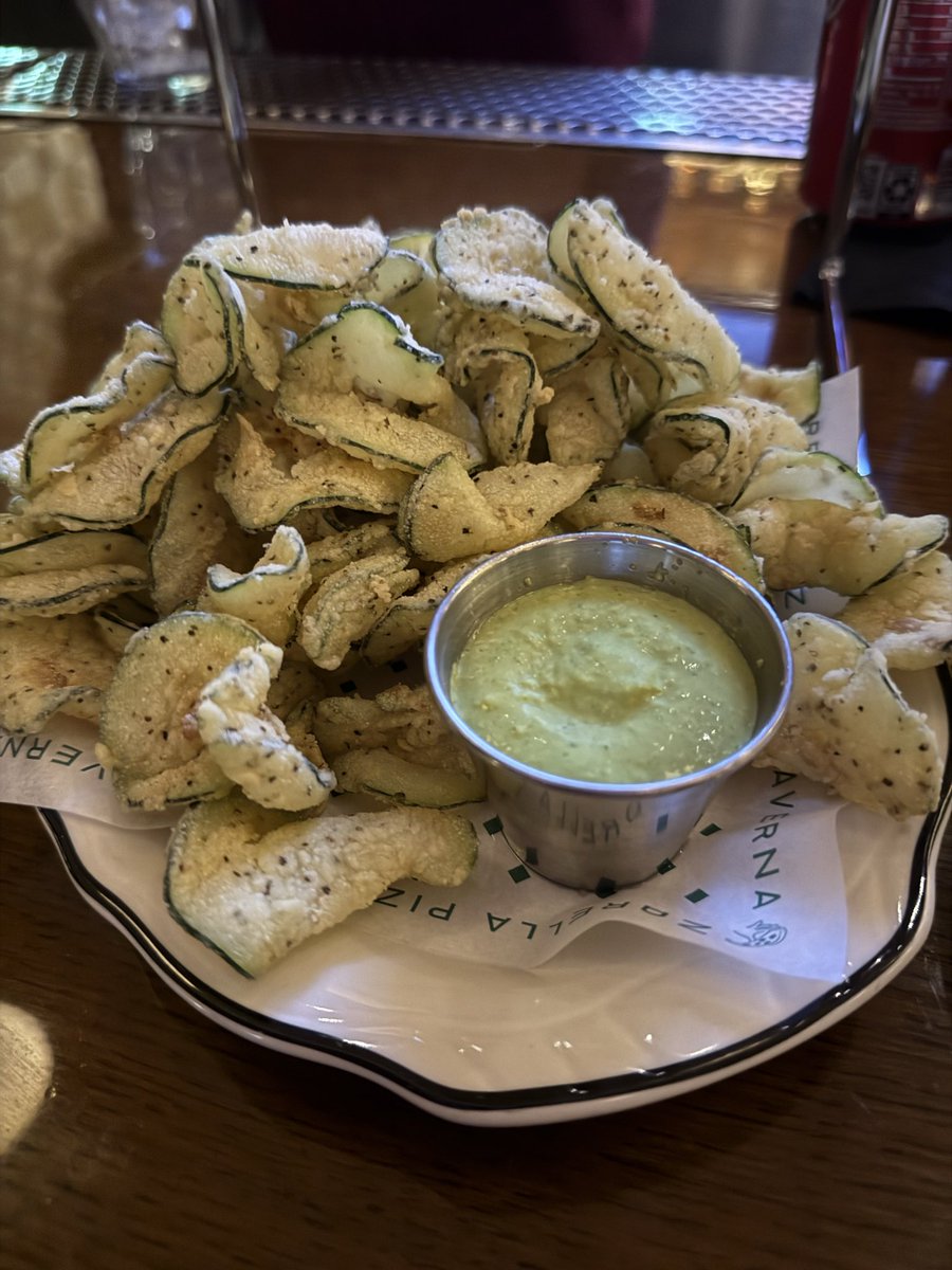 jakemurray8's tweet image. She fumbled 🤡🤡