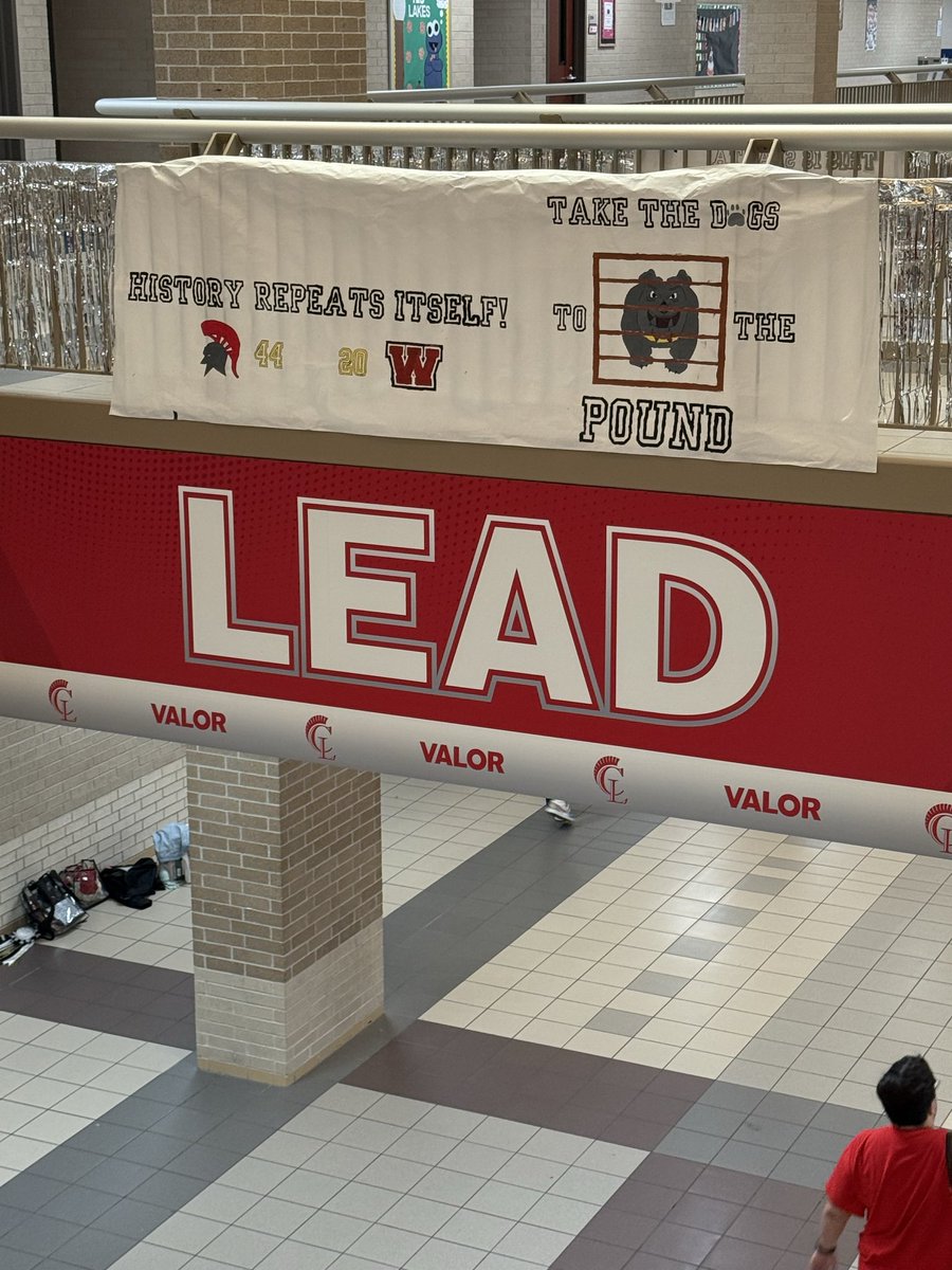 Aurora Dinstel tweet media