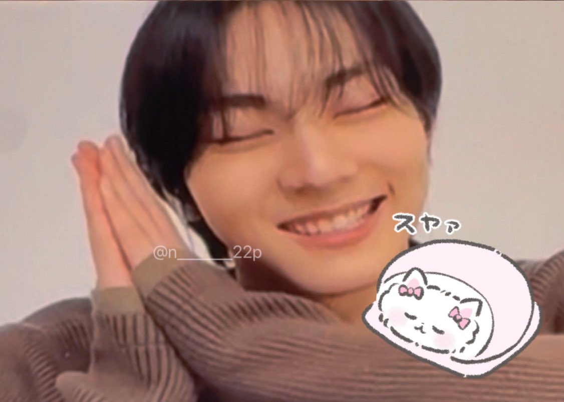 ☁️나오☁️ tweet media