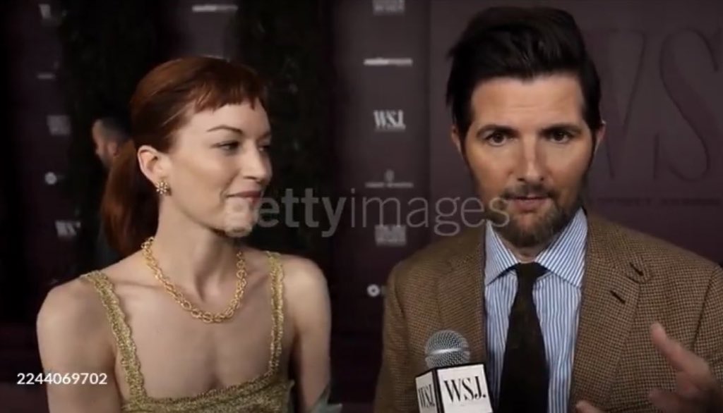 defianthellyna's tweet image. she’s regressing