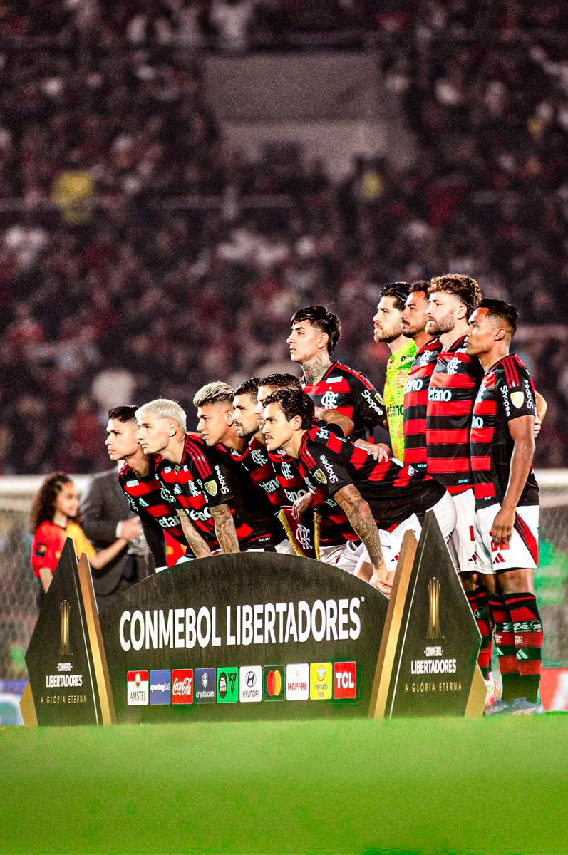 🤯🇧🇷 FLAMENGO ES FINALISTA DE LA COPA LIBERTADORES 2025, LA ¡4TA VEZ! EN LAS ÚLTIMAS 7 EDICIONES.

Irá por su 4TA COPA para convertirse en el club brasileño con MÁS TÍTULOS en la HISTORIA. ⏳