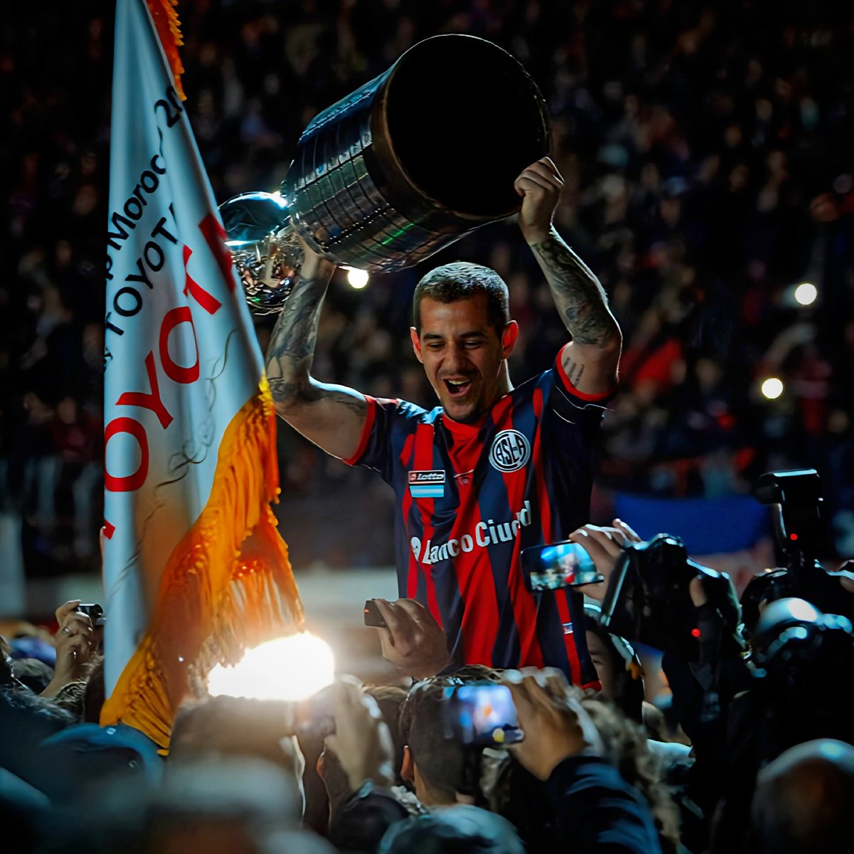 No hay mayor felicidad para un hincha que ver a su equipo CAMPEÓN de la COPA LIBERTADORES 🏆