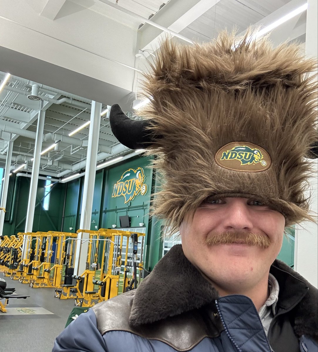 ryanmllr107's tweet image. Fun day today in Fargo running a hybrid indoor to outdoor session. 

No manual flipping from LPS to GPS during practice.

Just turn it on and go. 

Big thanks to @CoachKramerNDSU for the hospitality!

#gobison