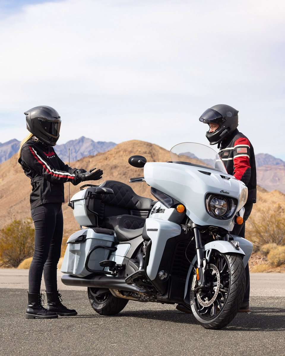 indian_japan's tweet photo. #RoadmasterPowerPlus が、アメリカンVツインのツーリングを新しい次元へ。力強さと軽やかさを両立した、まったく新しい走りの体験を届けます。 #インディアンと遊ぼう #インディアンで遊ぼう https://t.co/VyIaQuBB5i https://t.co/FKhU4v8Gvb