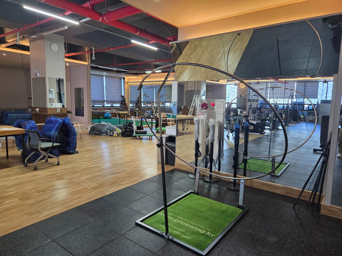 Proswing_Inc's tweet image. 여수 자이언트골프존연습장
#프로스윙204 스윙궤도와 자세 리듬
#스윙플레인2.0 드라이버스윙 아이언스윙 
회원분들의 반응이 너무 좋습니다.^^

proswing.kr
제품문의:1899-6637

#골프다운스윙 #스윙자세레슨 #골프교정용품 #골프스윙머신 #골프자세교정 #드라이버연습 #아이언연습