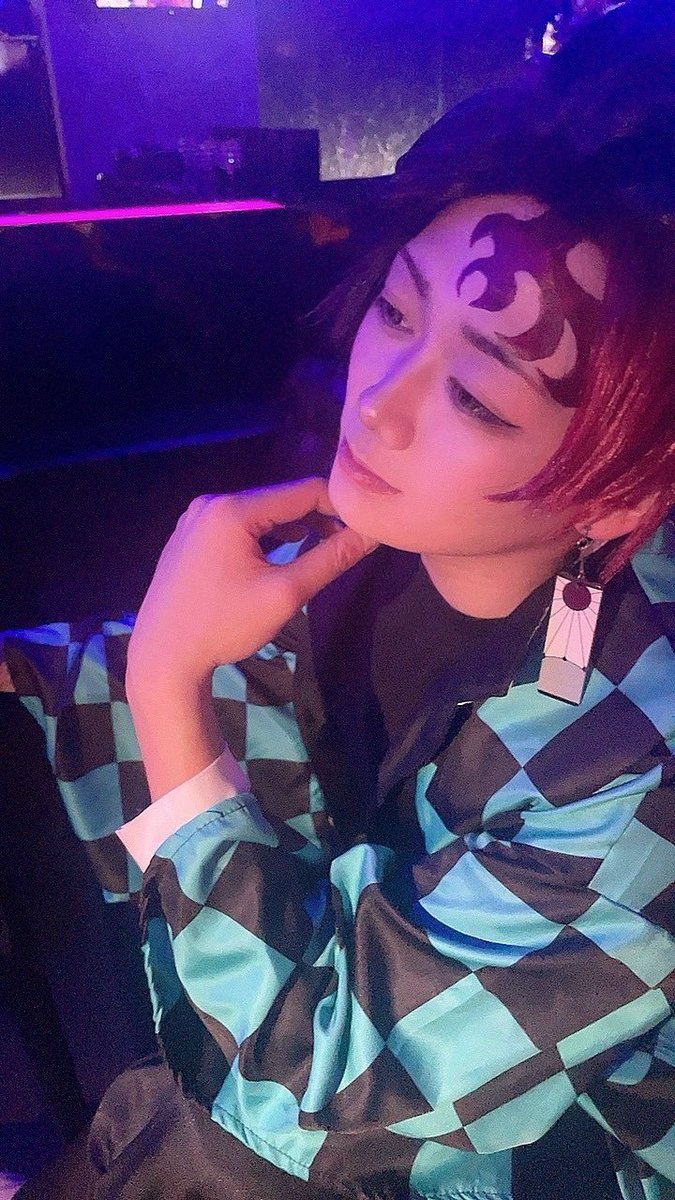 _j1nNX_'s tweet photo. #ハロウィン　#鬼滅の刃　#コスプレ　#炭治郎 https://t.co/2xjveUMmTs