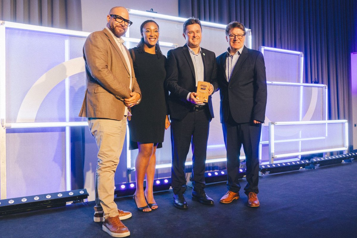 VentiaServices's tweet photo. Ventia is proud to win the 2025 Global Excellence in Social Value Award! With $3.9B in measured social value in 2024, we’re setting new benchmarks in AU & NZ.
Learn more about our impact: https://t.co/KiU6GYw7Ny
#SocialValue #Ventia https://t.co/qzzi8k24Jj