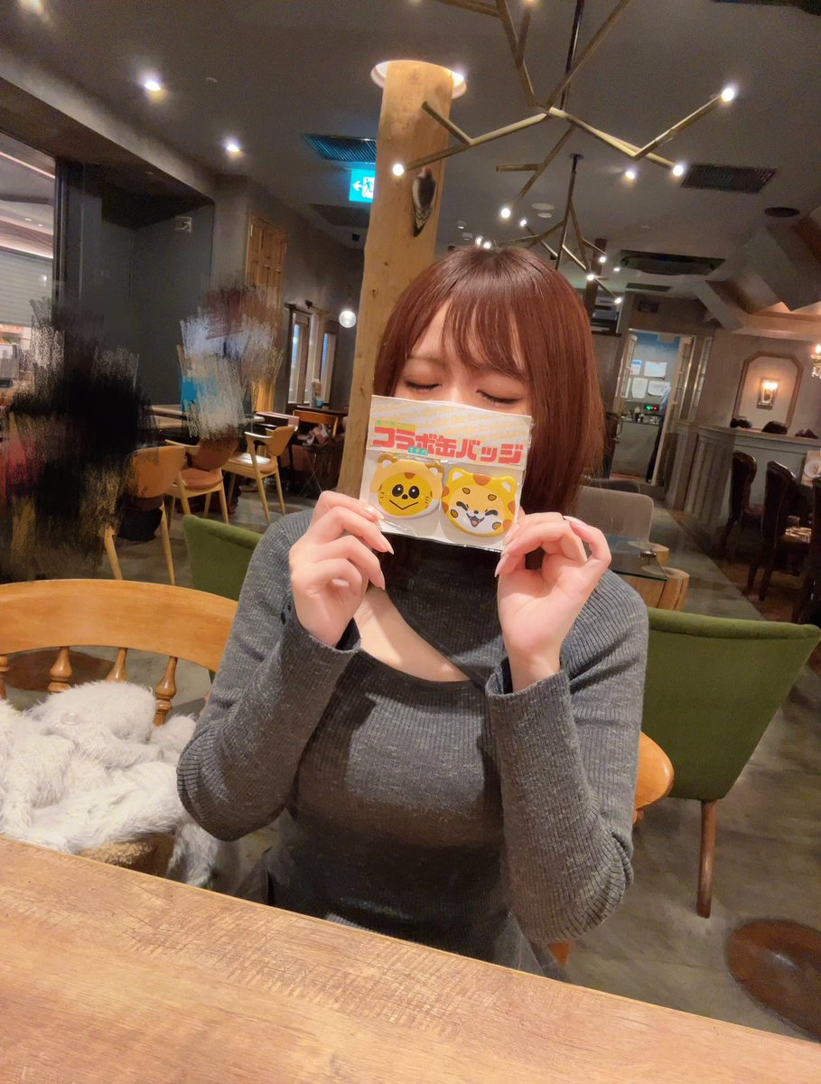 今回お迎えしたグッズ一覧！
どれもこれもかわいくてお気に入りです♡♡

コラボ缶バッジどこにつけようかな〜🐱

#ニャンミ2025