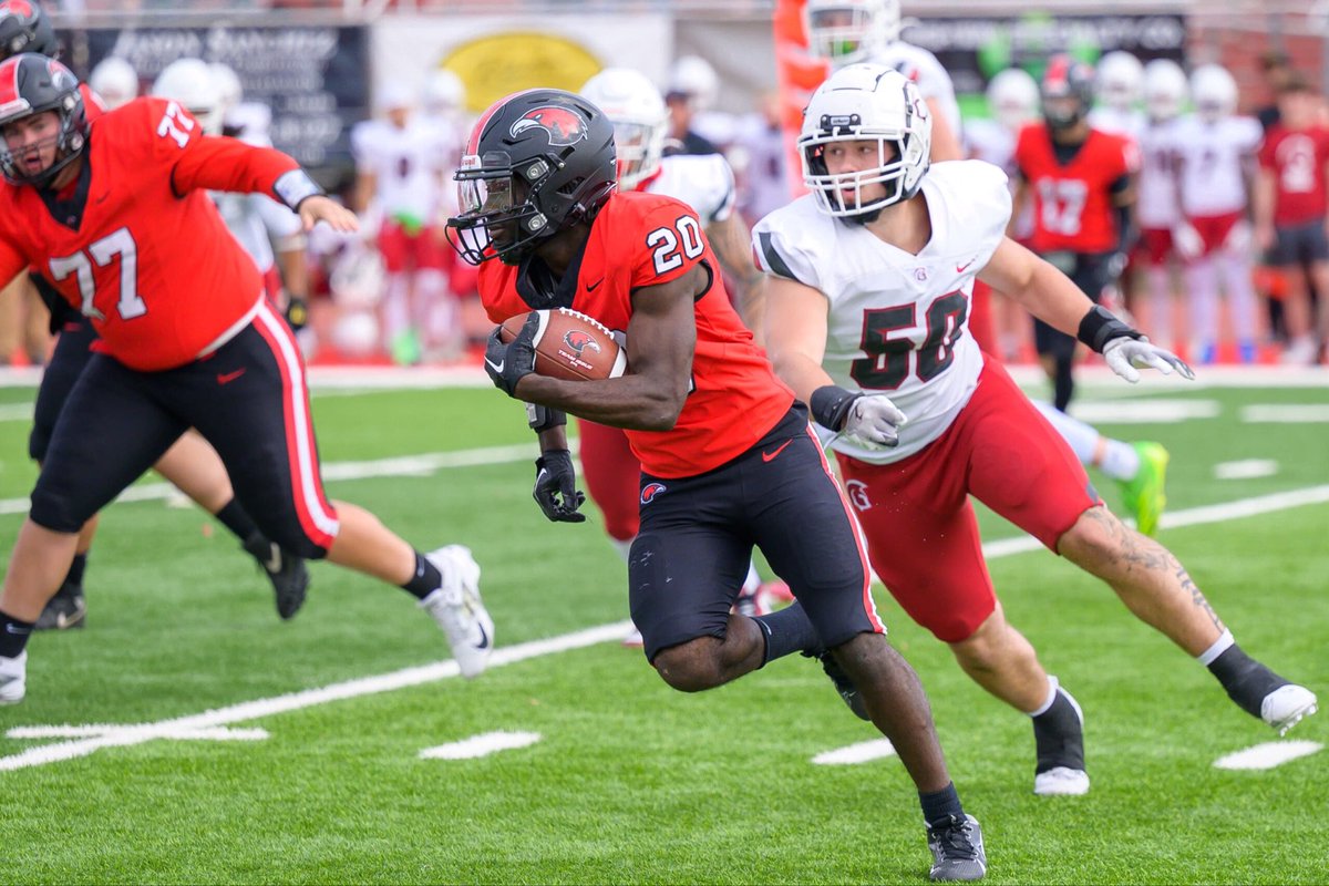 ColllinT's tweet image. I am extremely grateful to have received my 1st 🅾️ffer from the Simpsons University 

@Daygofootball 
@coachmattmarqz 
@crawfordcoltsfb 
@SDFNLMagazine 
@SDPrepInsider 
@KUSIPPR 
@trevorutter 
@CoachSDD 

#GoRedHawks