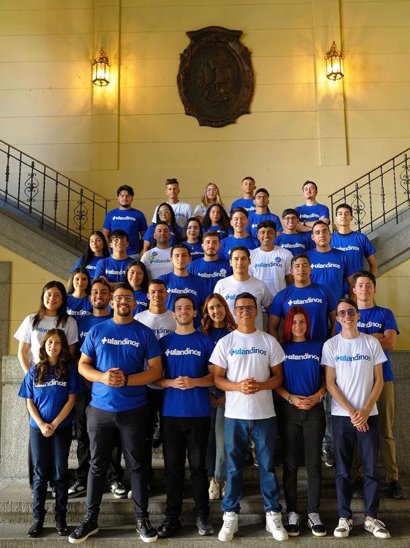 ¡Gracias, Ulandinos! 🙌

Esta victoria es de todos los que creen en la universidad, en la autonomía y en la academia.

Hoy comienza una nueva etapa: la de construir juntos una ULA más viva, participativa y cercana al estudiante.

¡Que viva nuestra Universidad! 💙🤍💙