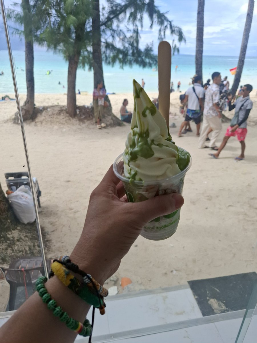 Sweet temptation
#alterboracay #alteriloilo #justchiliN