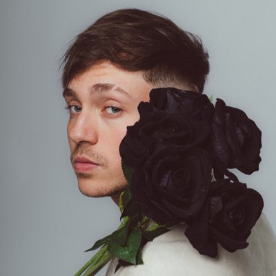 malbomusic's tweet photo. #NuevaFotoDePerfil https://t.co/0qsw8DMwZc