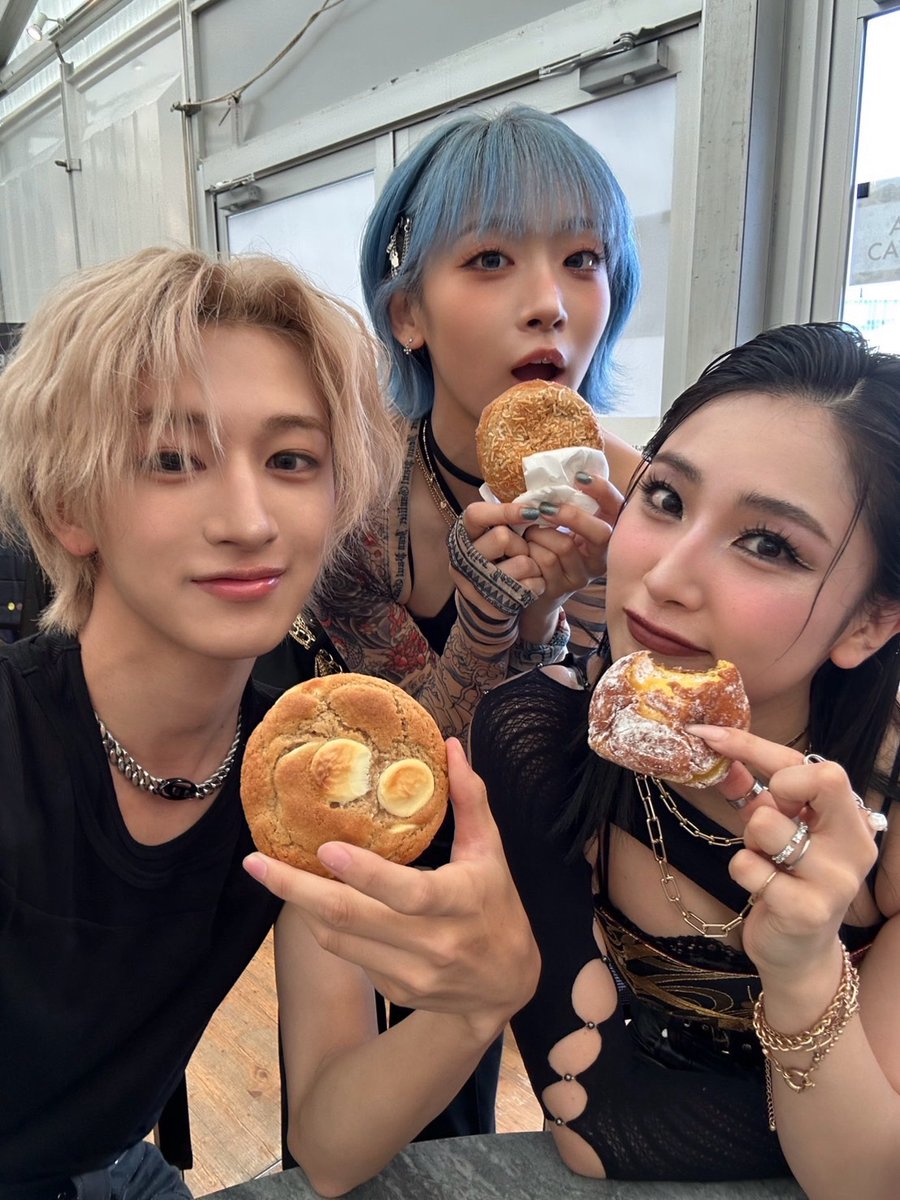 ばなな🐝🍑🦖🐈‍⬛ (@7_g084) / Posts / X