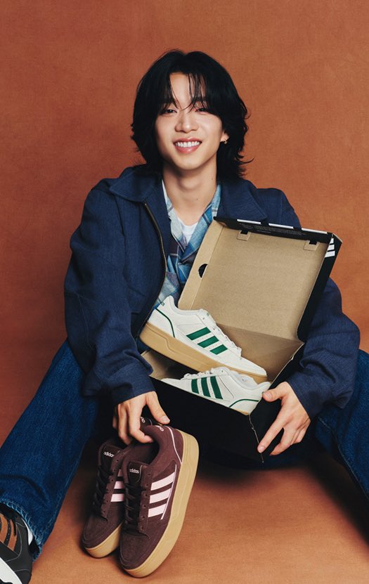 yoooocche's tweet photo. この厚底のやつかわいいな〜👟✨(というかビジュ良すぎ🥺💘)
#森愁斗 #adidas #BREAKSTART #ABCMART #ShootYourStyle https://t.co/TpUp1jHuuI