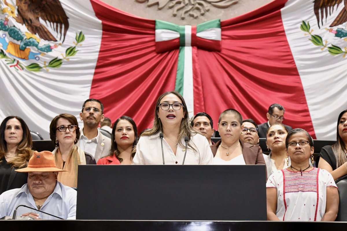 Hoy presentamos en tribuna la #LeyTrasciende mejor conocida como #LeySamara para despenalizar la eutanasia y permitir la muerte asistida para enfermos terminales o con padecimientos crónico - degenerativos. 

Se trata de garantizar derechos para todos, en este caso la libertad de
