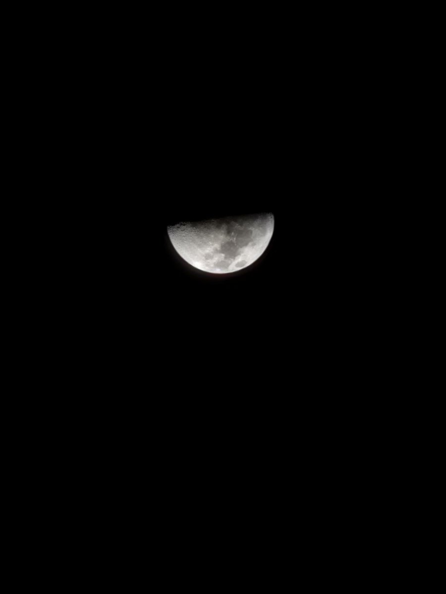 nylesor68's tweet photo. #Moon #Luna #Hermosa #SanJuan #PuertoRico https://t.co/rTc3JEbC7q