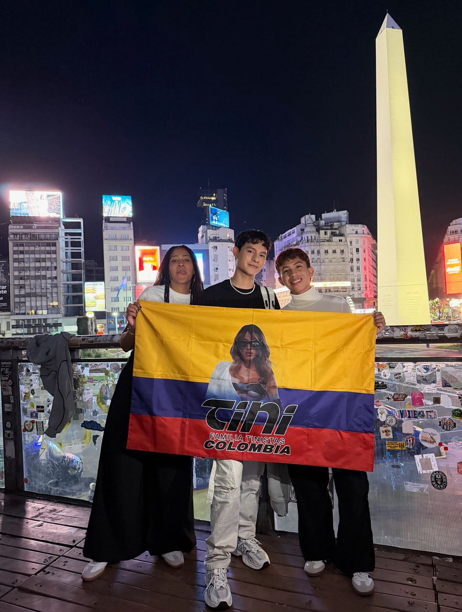 FTCTINICOLOMBIA's tweet photo. Ya llegamos a Buenos Aires para FUTTTURA 🤯 Nos vemos el viernes @TiniStoessel 🇨🇴 https://t.co/ktg7h9q3sz