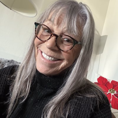 Teri (@Teri5rr8) / Posts / X