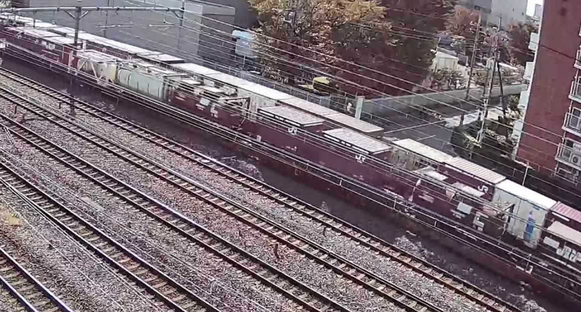 いちご1216です。 SIDE LINE LOOSE TRACK JACKET(UNISEX)｜CONVERSE TOKYO (コンバース