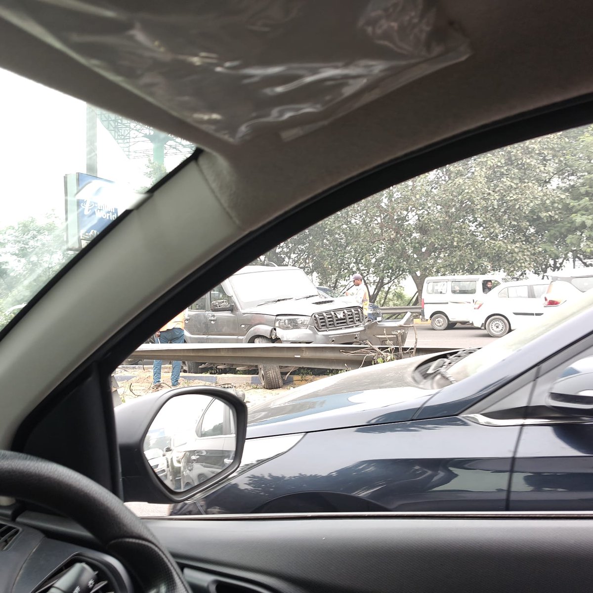 Kind attention
<a href="/dtptraffic/">Delhi Traffic Police</a> <a href="/Noidatraffic/">Noida Traffic Police</a>
#DND (delhi to noida), 8.40 AM , 30.10.2025
For needful. <a href="/dcptrafficnoida/">DCP Traffic Noida</a> <a href="/Noida7x/">Noida की 7X Welfare टीम</a>