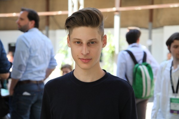 This creepy looking guy Ben Pasternak is the creator and owner of <a href="/believeapp/">Believe</a> and <a href="/launchcoin/">Launch Coin on Believe</a> which is -99% and just rugged huge on it's holders. 

He lives in Australia and seems to forget that Australia expedites criminals to America for criminal convictions. Enjoy Prison kid!