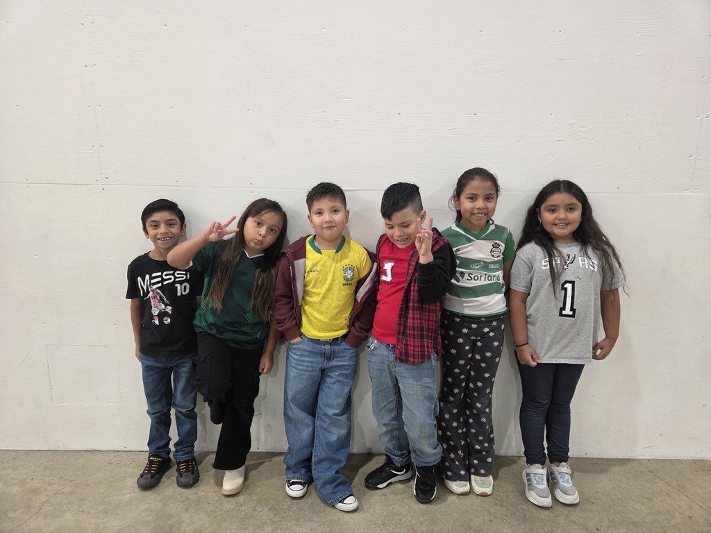 swisd_hcsa's tweet image. Students Teaming Up Against Drugs! 

#SWISDHEROS #RootedHiddenCove #RootedSWISD