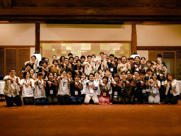 shodaiiiiii's tweet image. #MakeWithNotion は

ビジネスカンファレンス → 東京
コミュニティミートアップ → 京都

がいいなと思った。自分が京都に住んでるってのもあるけど2022年の京都ミートアップがNotionこれまでで一番Notionって感じだったんだよね