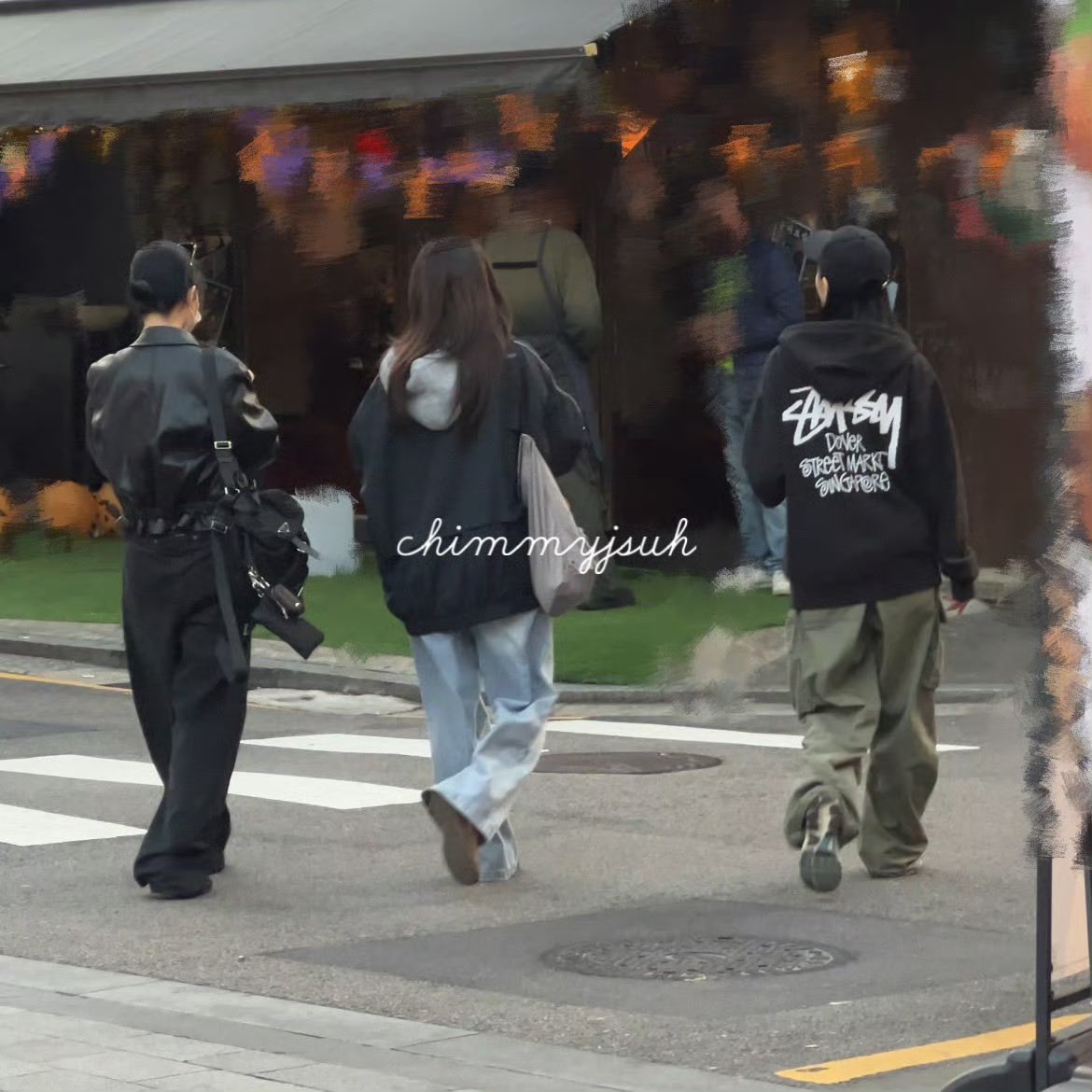 哥哥光是看到背影就好喜欢，真的是追星十几年以来第一个让我时不时心动的，以往追星喜欢2年都算久的了，这辈子只想嫁给志明