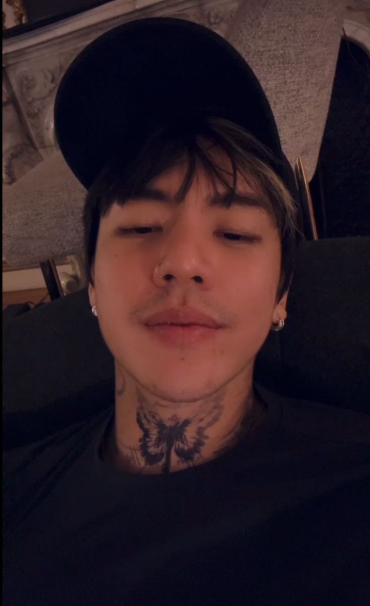 Shut Ya mouth tweet media