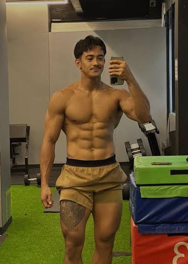 sayperjude's tweet image. Argel or Tony? Jusko 🥵