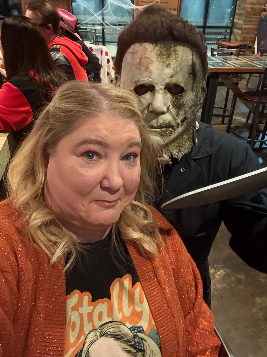 When you know Halloween so well that you get 47/48 questions right at trivia…#Halloween #michaelmyers #AMCFearFest