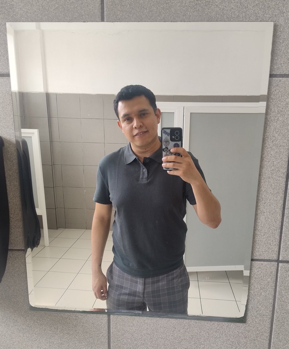 AlexGNGR95's tweet photo. 😁 https://t.co/XTHihEq2gS