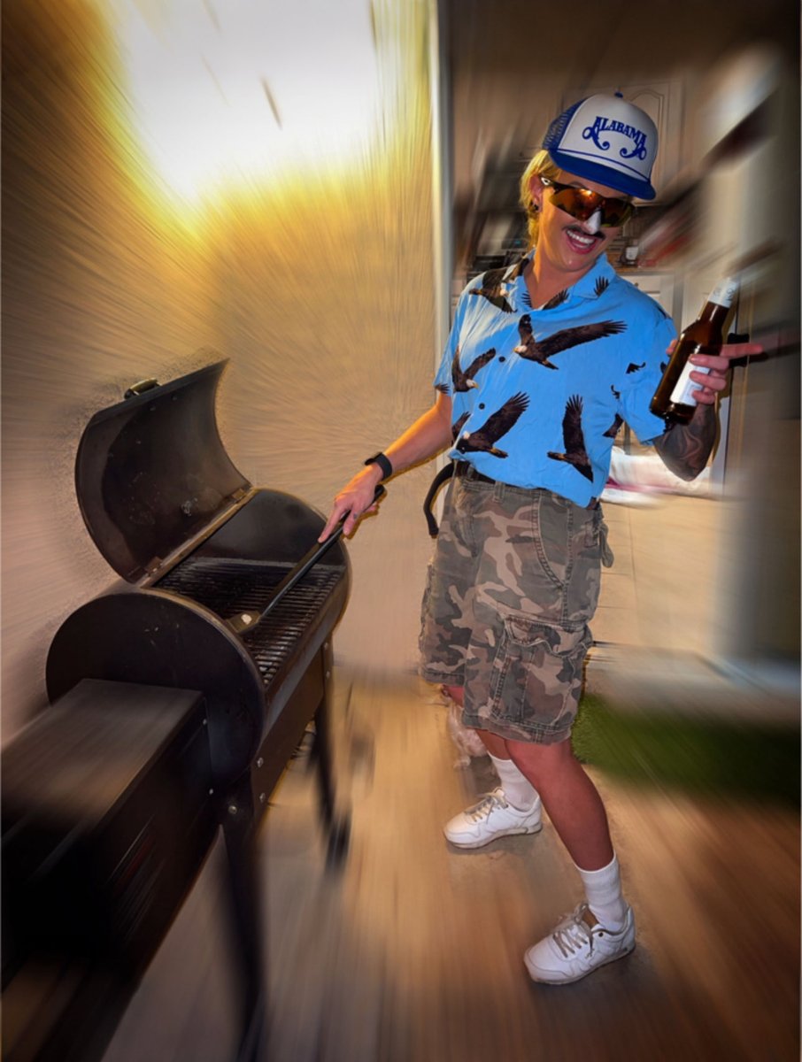 HeidiTheButcher's tweet image. Which one is your fave?

a. Blue 42, Blue 42
b. Vacation Dad, Am I right?!
c. Harry King
d. If your 555, I'm 666