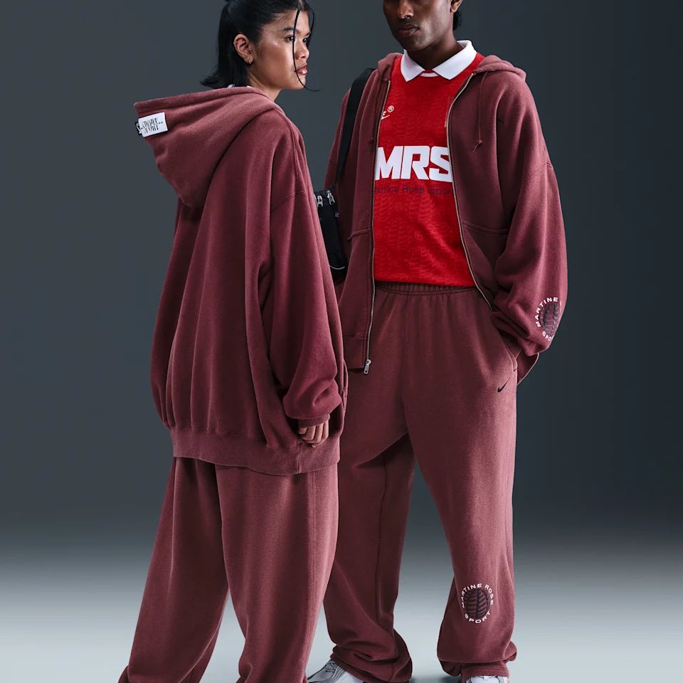 gotemonline's tweet image. Ad: Men&apos;s Fleece Pants Nike x Martine Rose Sport

📝 Dropping on (10/30) at 10 AM EST / 7 AM PST for $180.00 via @nikestore

🔗 bit.ly/3LitHMZ